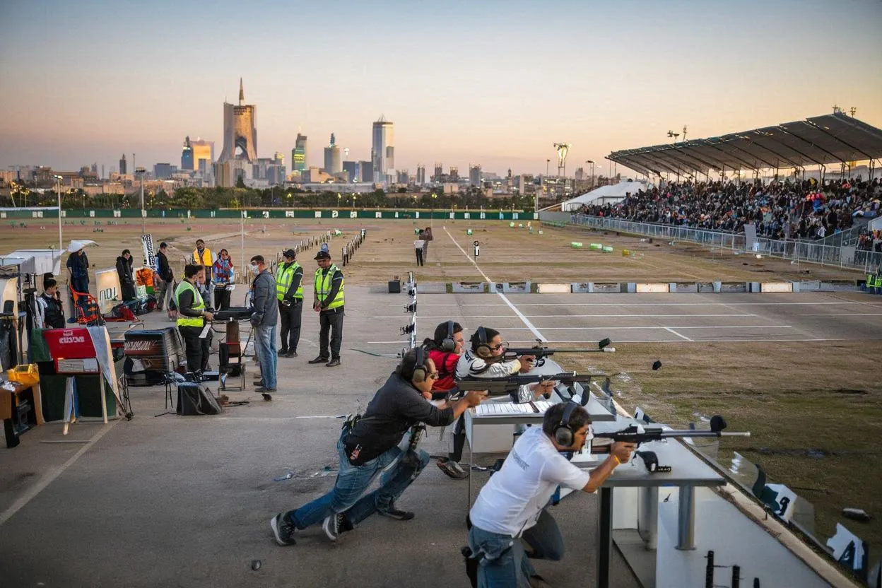 برگزاری مسابقه تیراندازی در تهران
